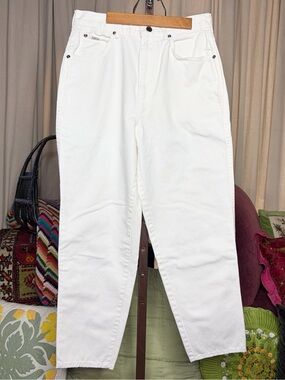 80s Chic Mom Jeans White